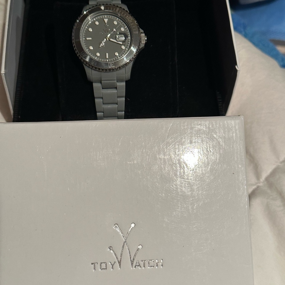 Toy Watch - Picture 3 of 6